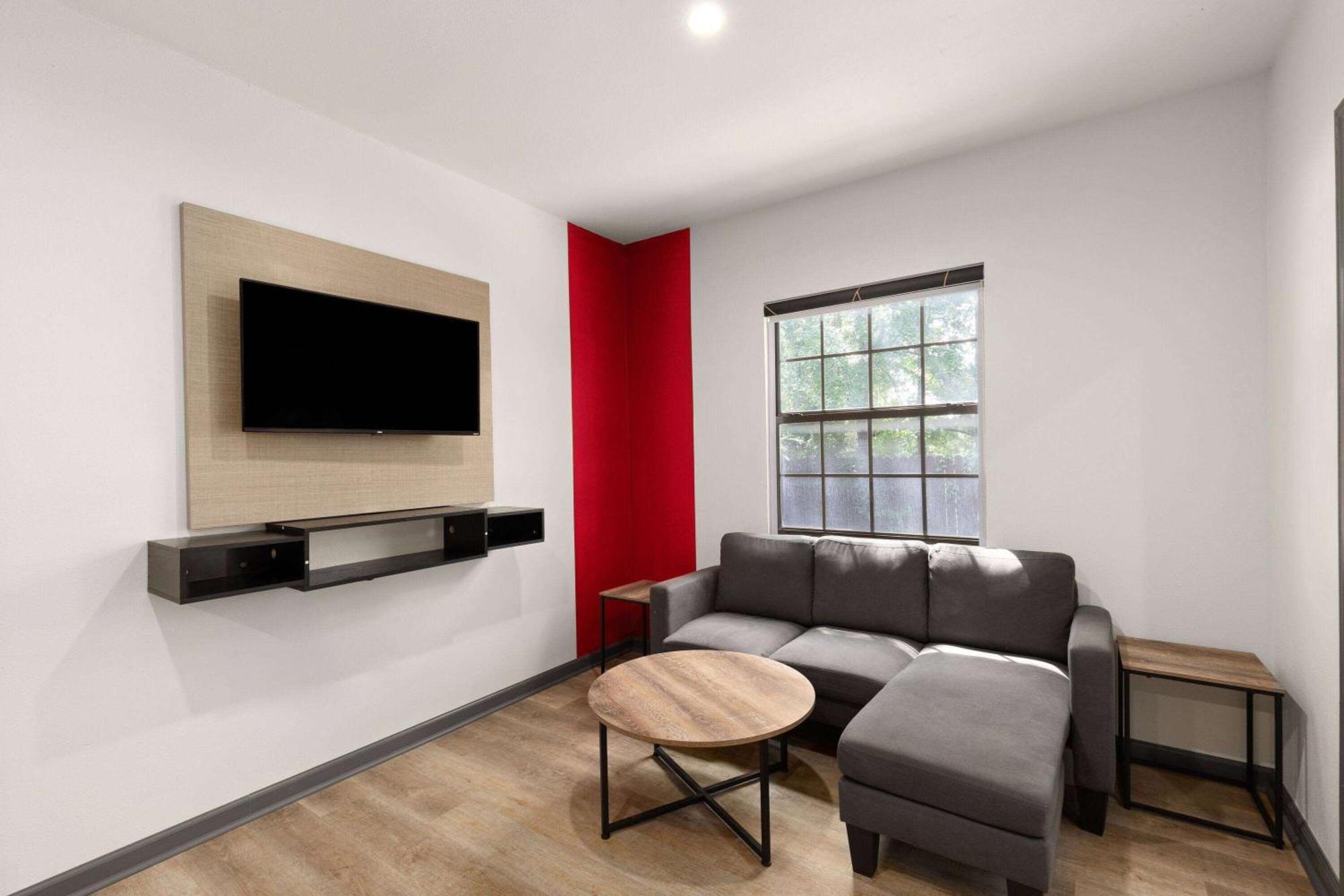 Ramada By Wyndham Studio Suites Dothan Ngoại thất bức ảnh