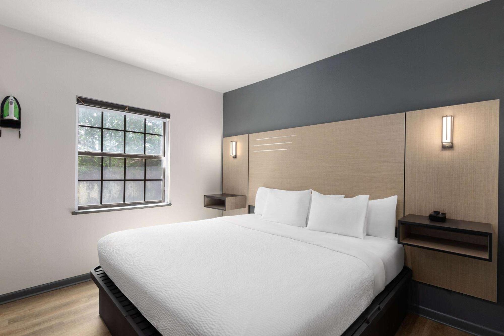 Ramada By Wyndham Studio Suites Dothan Ngoại thất bức ảnh