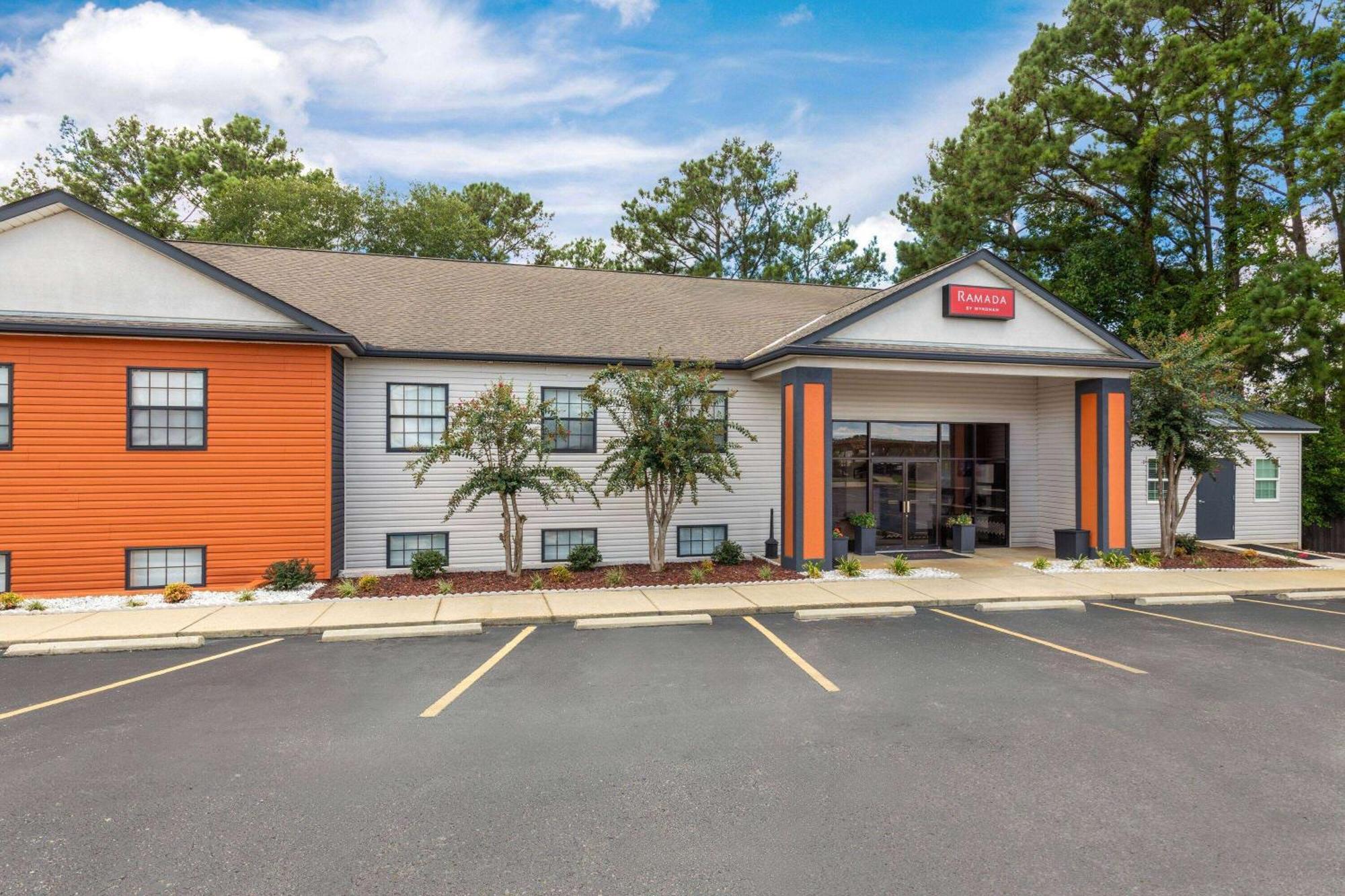 Ramada By Wyndham Studio Suites Dothan Ngoại thất bức ảnh